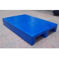 Roto Molded Plastic Pallets